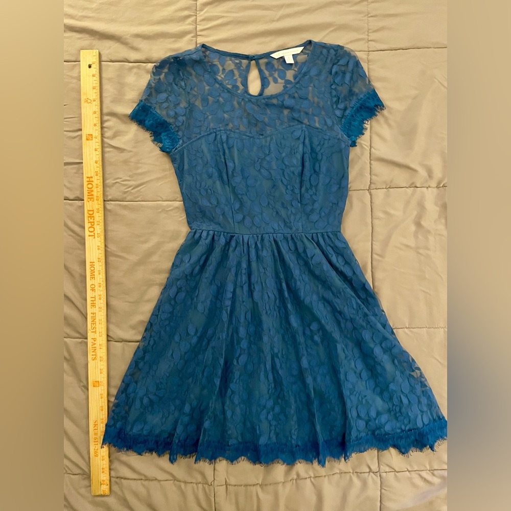 LC Lauren Conrad Lace A-Line Mini Blue  Dress Women Junior Size 2 GUC